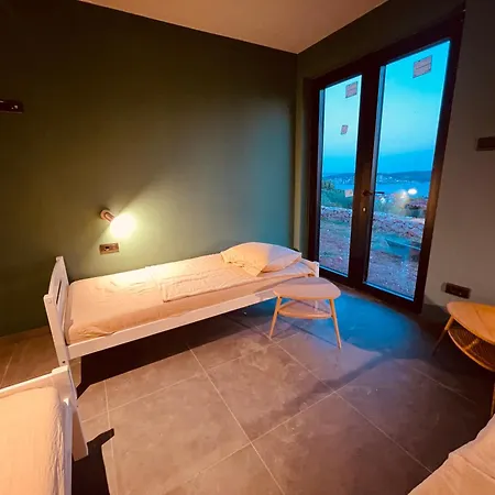 فيلة Sea, Sun And Fun