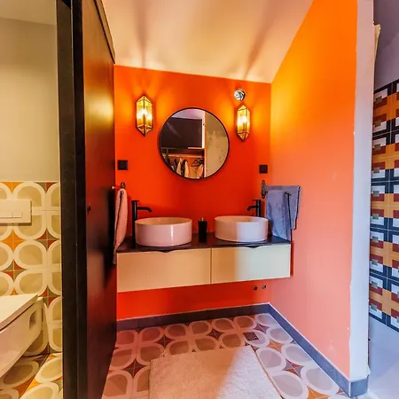 Sea, Sun And Fun فيلة *