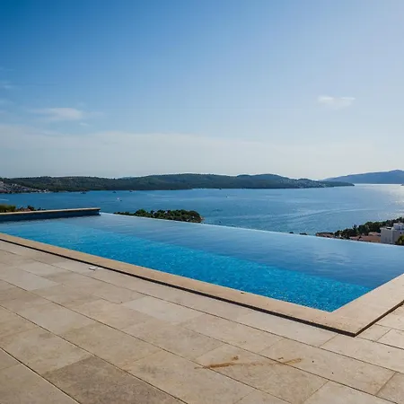 Sea, Sun And Fun Villa *