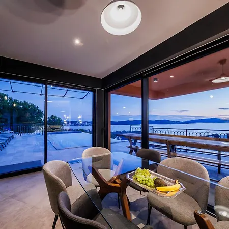 Sea, Sun And Fun Villa