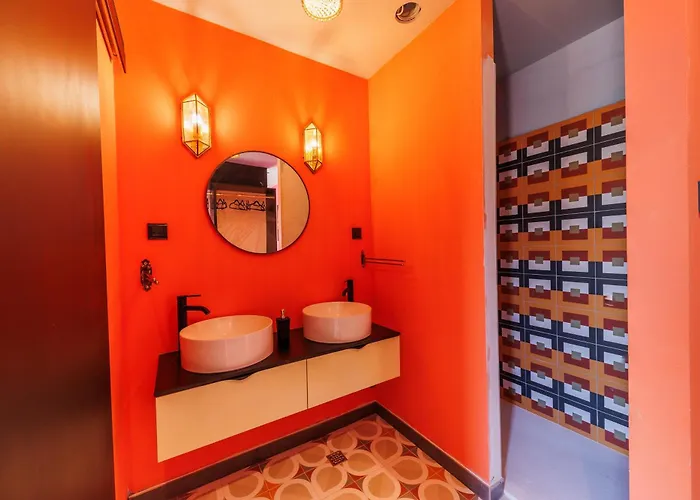 Sea, Sun And Fun Willa